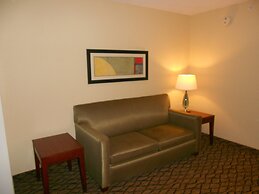 Holiday Inn Express & Suites Lancaster by IHG