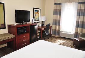 Holiday Inn Express & Suites Lancaster by IHG