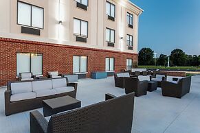 Holiday Inn Express & Suites Lancaster by IHG