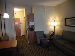Holiday Inn Express & Suites Lancaster by IHG