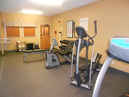 Holiday Inn Express & Suites Lancaster by IHG