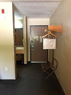 Boarders Inn & Suites by Cobblestone Hotels - Fayette