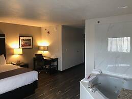 Ten Pin Inn & Suites