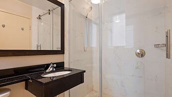 Best Western Plus Montreal Downtown-Hotel Europa