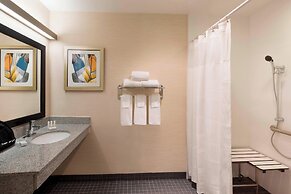 Fairfield Inn & Suites by Marriott Ottawa Kanata