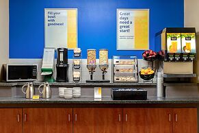 Days Inn by Wyndham Medicine Hat