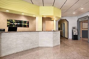 Days Inn by Wyndham Ste. Helene-de-Bagot