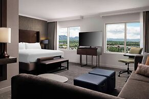 Renaissance Boulder FlatIron Hotel