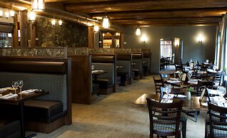 Tigh-Na-Mara Seaside Spa Resort