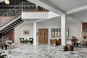 Mont Gabriel, Sainte-Adele, a Tribute Portfolio Resort