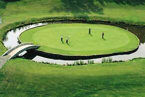 Mont Gabriel, Sainte-Adele, a Tribute Portfolio Resort