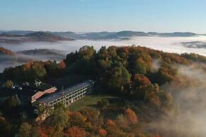 Mont Gabriel, Sainte-Adele, a Tribute Portfolio Resort