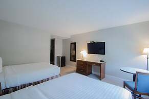 Scott's Inn and Suites