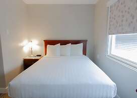 Scott's Inn and Suites