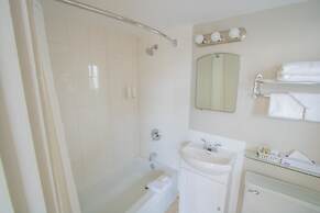 Scott's Inn and Suites