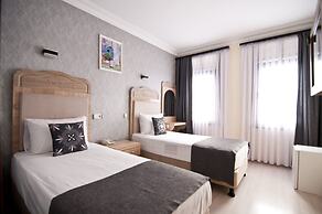 Artefes Hotel Old City