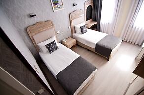 Artefes Hotel Old City