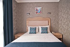 Artefes Hotel Old City