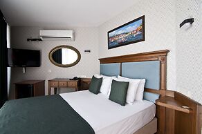 Artefes Hotel Old City