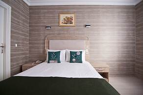 Artefes Hotel Old City