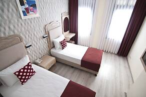 Artefes Hotel Old City