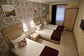 Artefes Hotel Old City