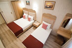 Artefes Hotel Old City