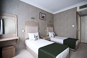 Artefes Hotel Old City