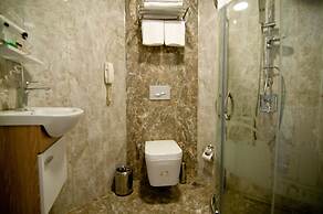 Artefes Hotel Old City