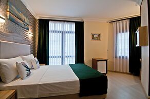 Artefes Hotel Old City