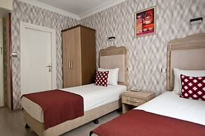 Artefes Hotel Old City