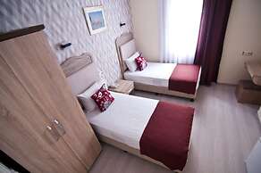 Artefes Hotel Old City