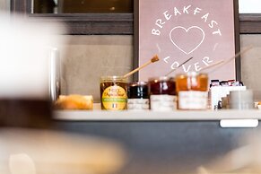 Hotel Ohm by HappyCulture