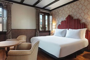 Hotel Palacio de Santa Paula, Autograph Collection