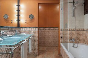 Hotel Palacio de Santa Paula, Autograph Collection