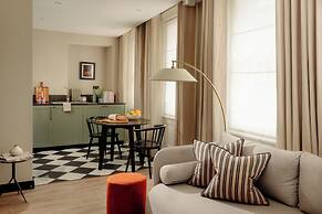 Native Kings Wardrobe, St Paul's