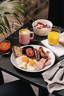 Native Kings Wardrobe, St Paul's