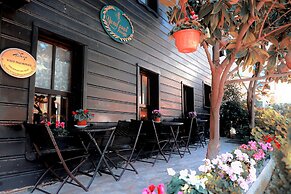 Yusufpasa Konagi - Special Class