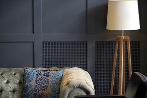 The Lodge Hotel - Putney