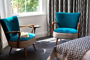 The Lodge Hotel - Putney