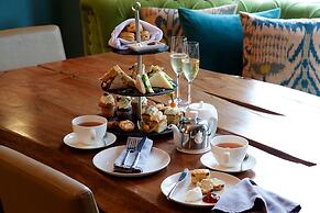 The Lodge Hotel - Putney