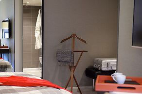 The Lodge Hotel - Putney