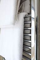 The Lodge Hotel - Putney