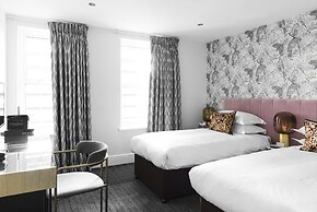 The Lodge Hotel - Putney