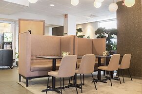 Best Western Hotel River C