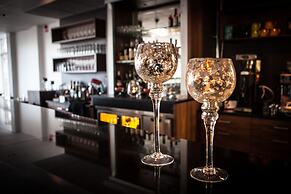 Best Western Hotel River C