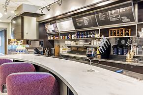 Courtyard by Marriott Boston Waltham
