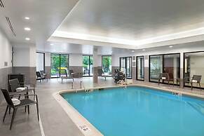 Courtyard By Marriott Danbury