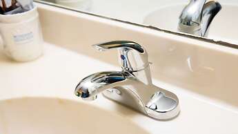 Days Inn by Wyndham Battlefield Rd/Hwy 65