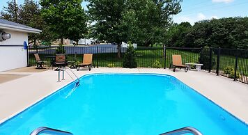 Days Inn by Wyndham Battlefield Rd/Hwy 65